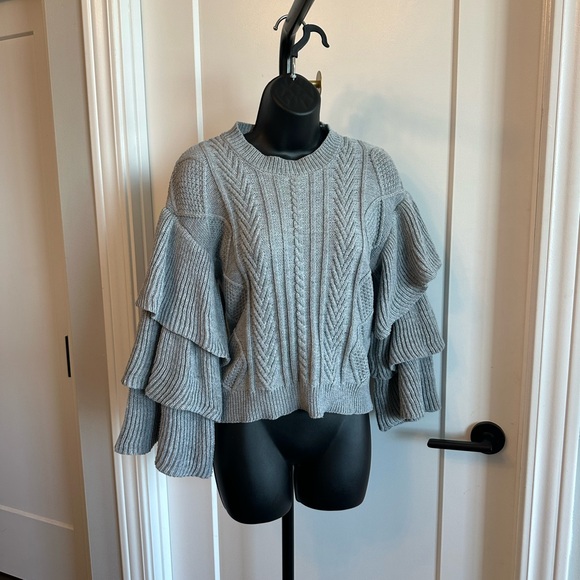 Gray Cable Knit Ruffle Sweater - Picture 2 of 4